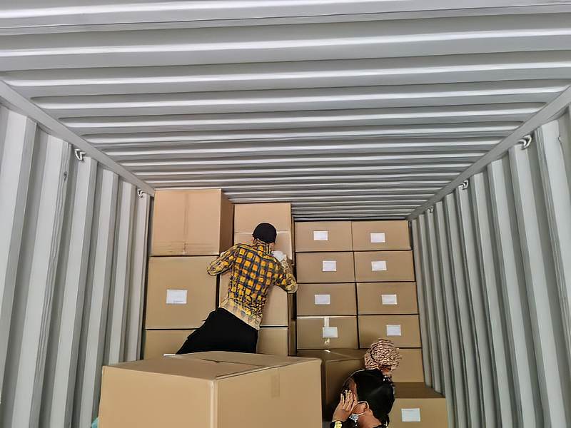 6. पैकेजिंग और वितरण