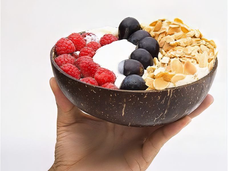 नक्काशीदार नारियल का स्टार्टर ट्रे